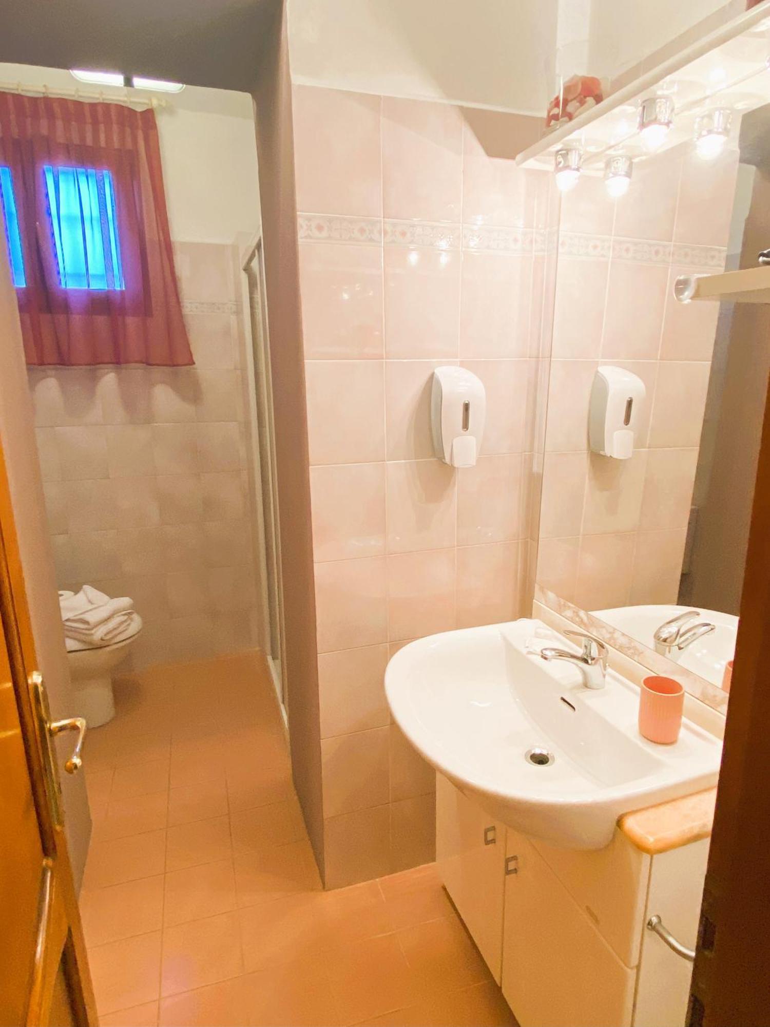 Appartamento Chiara House Barga Esterno foto