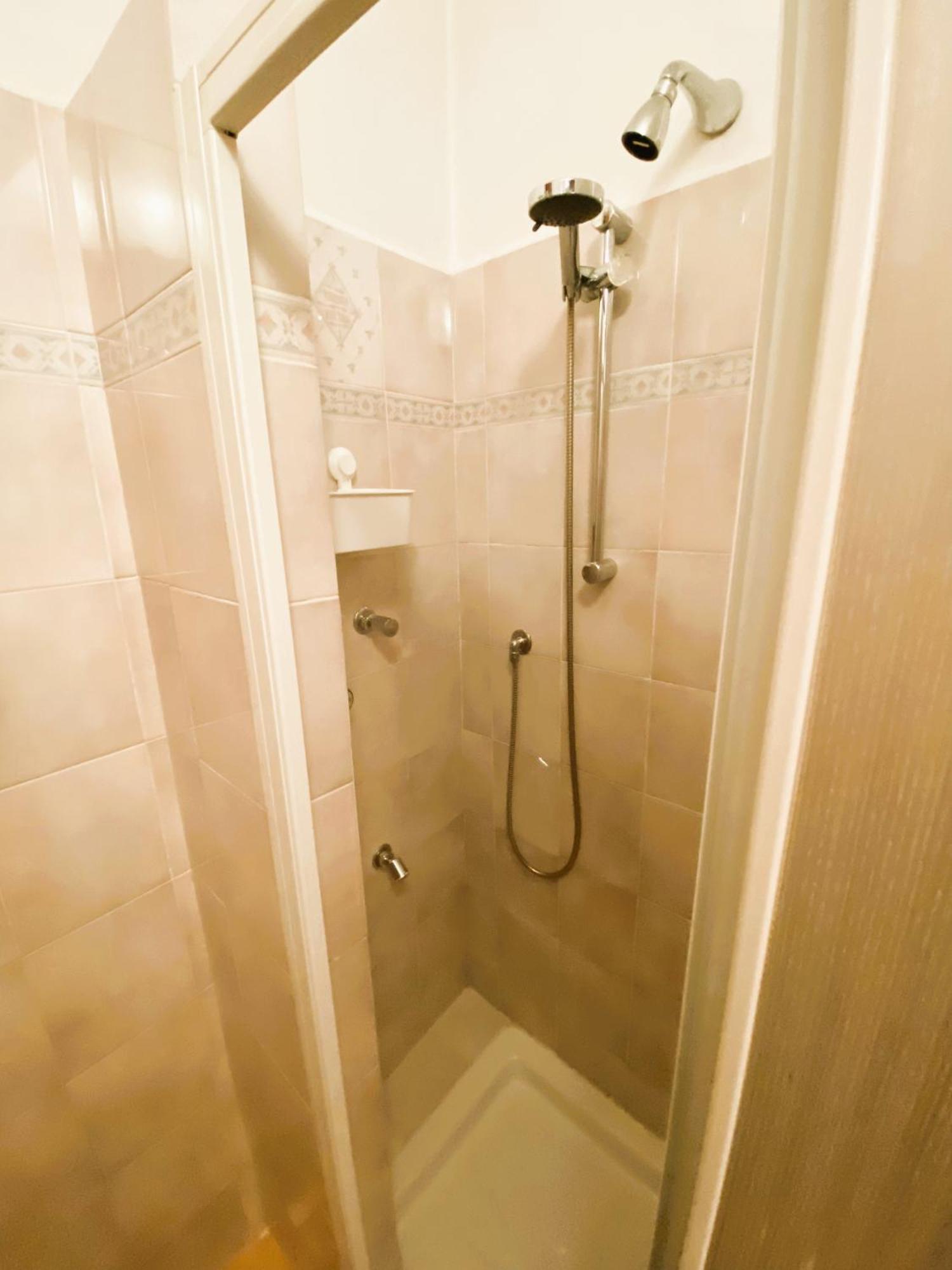 Appartamento Chiara House Barga Esterno foto